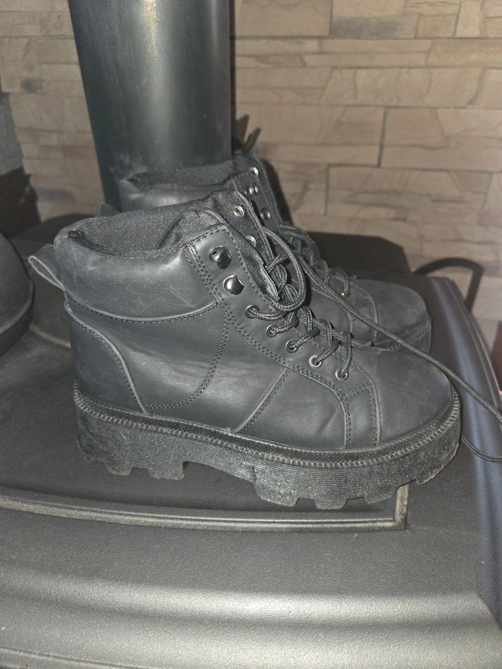 Black Women's Lug-Sole Ankle Boots - Classic Workwear Style With 2